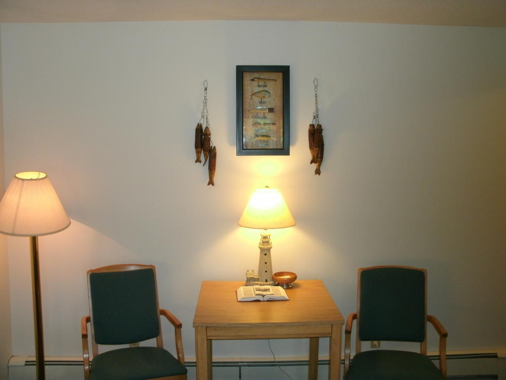 Budget Host Inn Ironwood Esterno foto