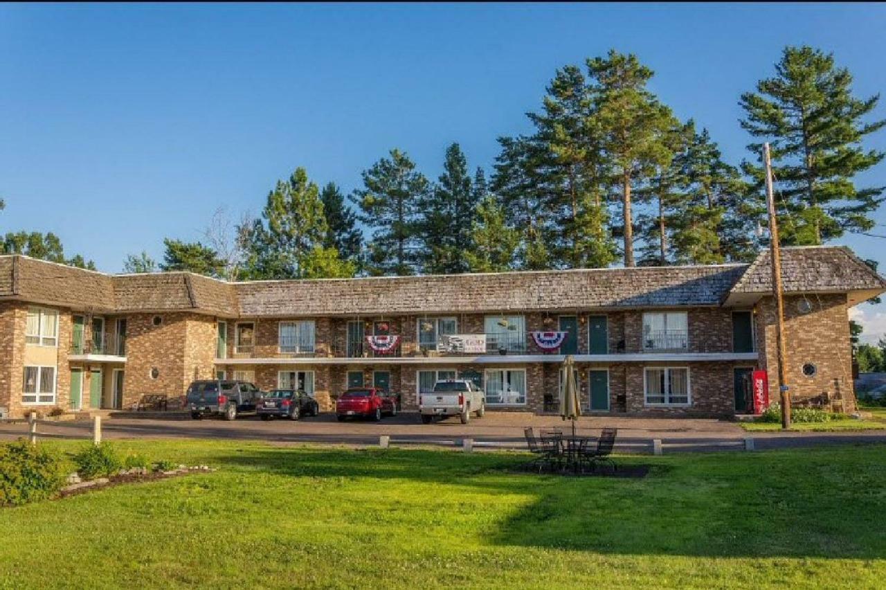 Budget Host Inn Ironwood Esterno foto
